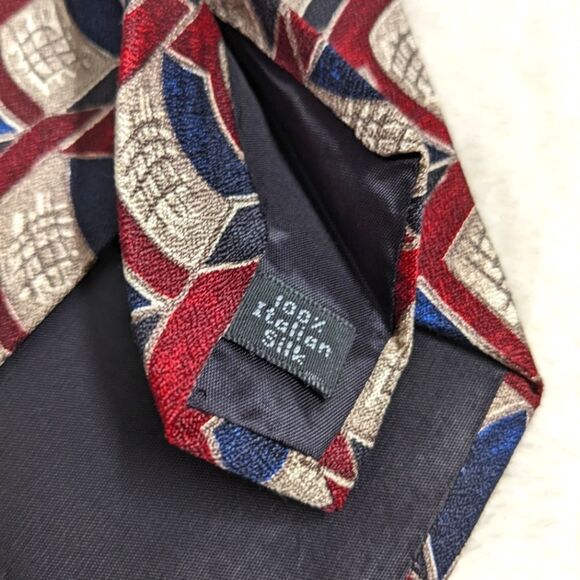 Men's Vintage 100% Silk Tie Checkered Abstract Motif by Cluett - Picture 9 of 14